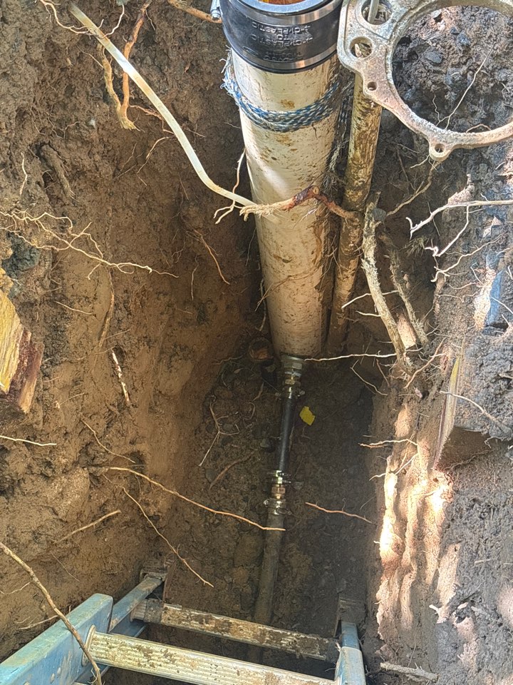 Changing out a pitless adapter for a broken well casing 