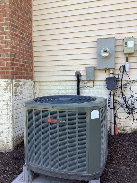 Herndon, VA - Performing maintenance on Trane heat pump 