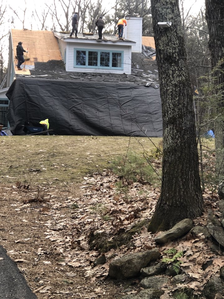 Hubbardston, MA - Prepping to install ATLAS Pinnacle Pristine Coastal Granite Shingles Hubbardston, MA - Prepping to install ATLAS Pinnacle Pristine Coastal Granite Shingles