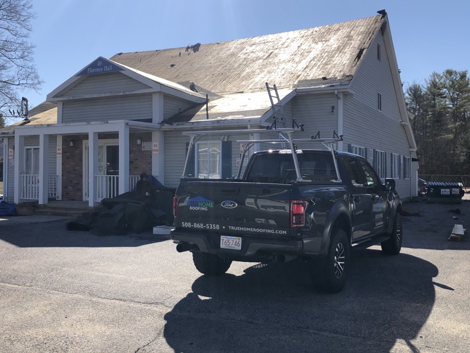 Barre, MA - Getting ready to install ATLAS Pinnacle Pristine Hearthstone Gray Shingles Barre, MA - Getting ready to install ATLAS Pinnacle Pristine Hearthstone Gray Shingles