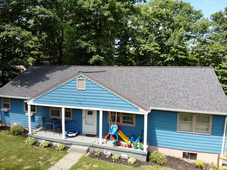 Holden, MA - Installed CertainTeed landmark pro moire black Holden, MA - Installed CertainTeed landmark pro moire black
