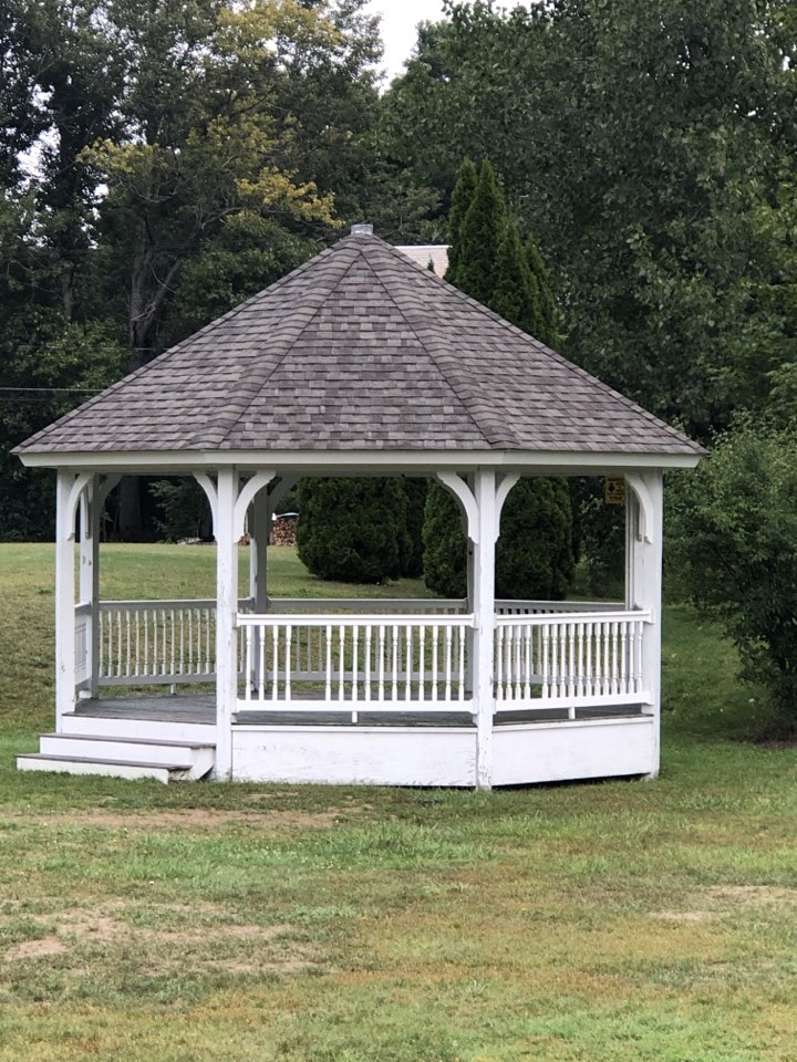 Sterling, MA - Installed CertainTeed Landmark Weathered Wood Shingles Sterling, MA - Installed CertainTeed Landmark Weathered Wood Shingles
