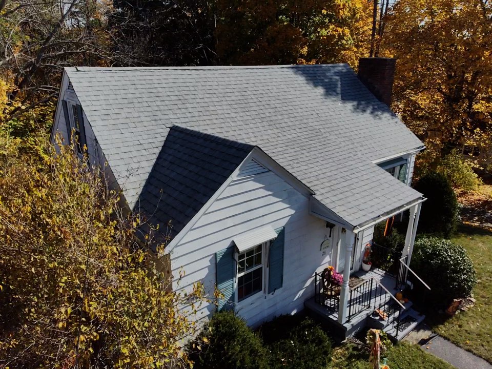 Templeton, MA - Installed Atlas Pinnacle Pristine Oyster shingles Templeton, MA - Installed Atlas Pinnacle Pristine Oyster shingles