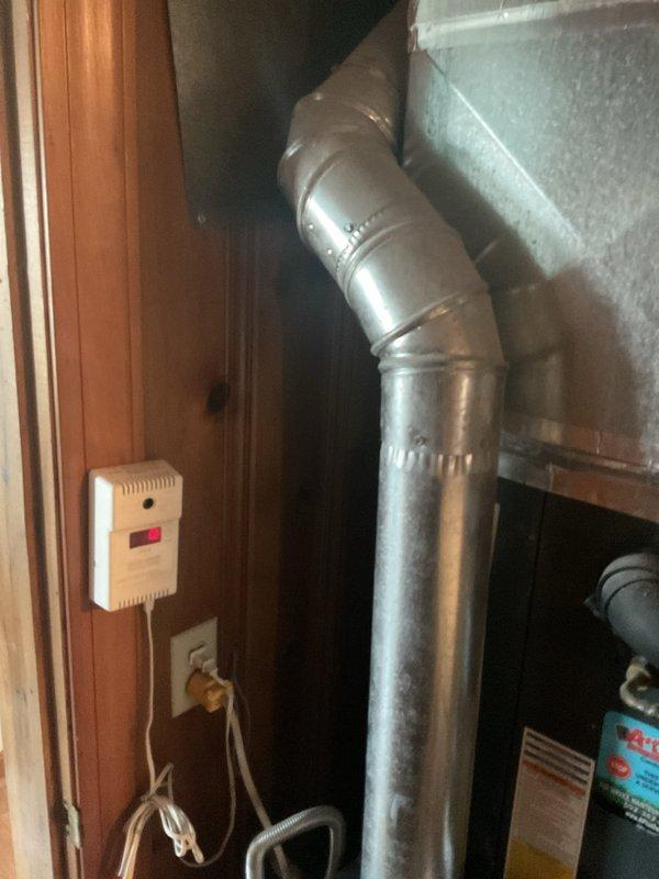 Performed scheduled platinum level monthly maintenance on Goodman HVAC system. Replaced 16x20x5 filter as per 5-year maintenance protocol. Conducted visual inspection of unit interior components and ductwork connections, confirming proper installation and operation with no visible issues detected.