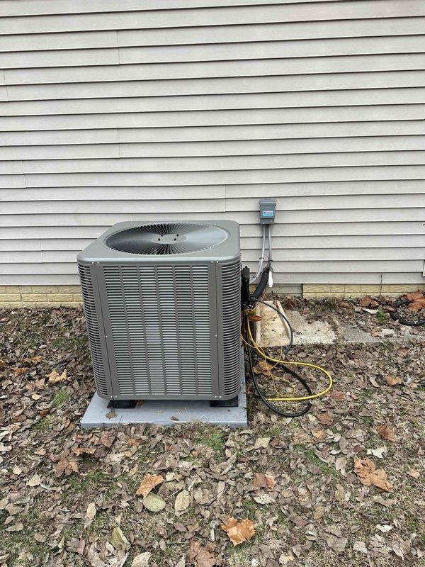 Successfully installed a new YELLOW 3-ton, 15.5 SEER heat pump system with modular air handler. Properly mounted outdoor condenser unit on concrete pad with appropriate electrical and refrigerant line connections, and installed indoor air handler with X-pattern access panel for optimal system performance.