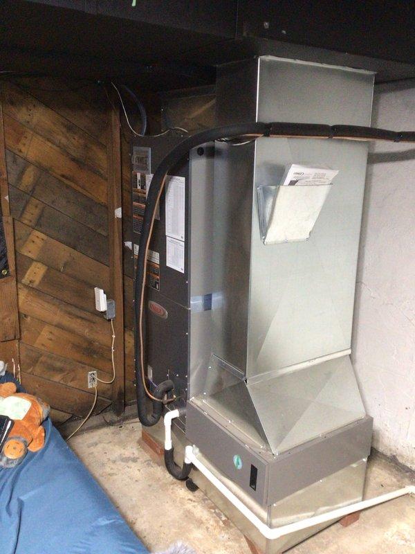 Completed annual planned maintenance on 8-month-old HVAC system. Replaced 20" x 20" x 5" filter, inspected thermostat functionality (confirmed 71° temperature reading), and discussed customer's request for additional sensors and duct sealing. System is functioning properly; renewed maintenance agreement for continued service.