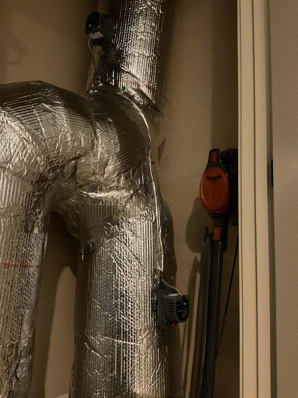 Completed Platinum Level maintenance on 6-year-old rooftop HVAC system. Serviced 20x25x5 filter and inspected ductwork and connections, confirming all insulation is properly secured. This was the first scheduled maintenance visit for this unit.