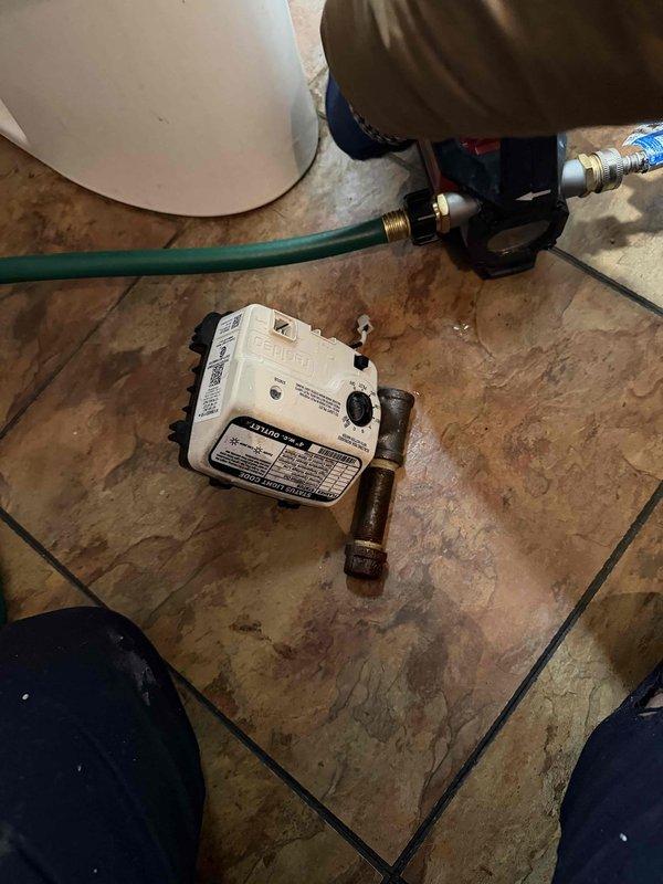 Responded to service call for non-operational water heater. Diagnosed faulty control valve requiring replacement. Part has been ordered with red priority status as system is currently non-functional. Customer has paid in full; will schedule return visit for installation once part arrives.