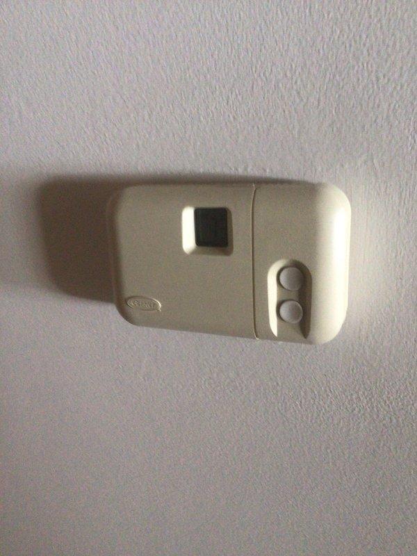 Completed monthly maintenance on a gold-level single system home with a 9-year-old AC unit and 29-year-old Carrier WeatherMaker Infinity furnace. Replaced 16x25x1 filter, inspected thermostat functionality, and verified proper operation of all system components.