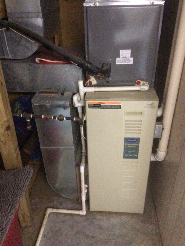Completed monthly maintenance on a gold-level single system home with a 9-year-old AC unit and 29-year-old Carrier WeatherMaker Infinity furnace. Replaced 16x25x1 filter, inspected thermostat functionality, and verified proper operation of all system components.