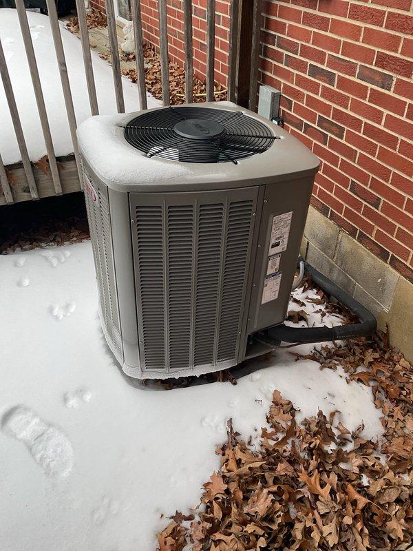 Responded to service call for system displaying "service urgent: hp incorrect reversing valve mode. alert 71519" error message. Inspected outdoor heat pump unit and control panel diagnostics. Confirmed system was operational despite alert; reset error code and verified normal operation of reversing valve in both heating and cooling modes.