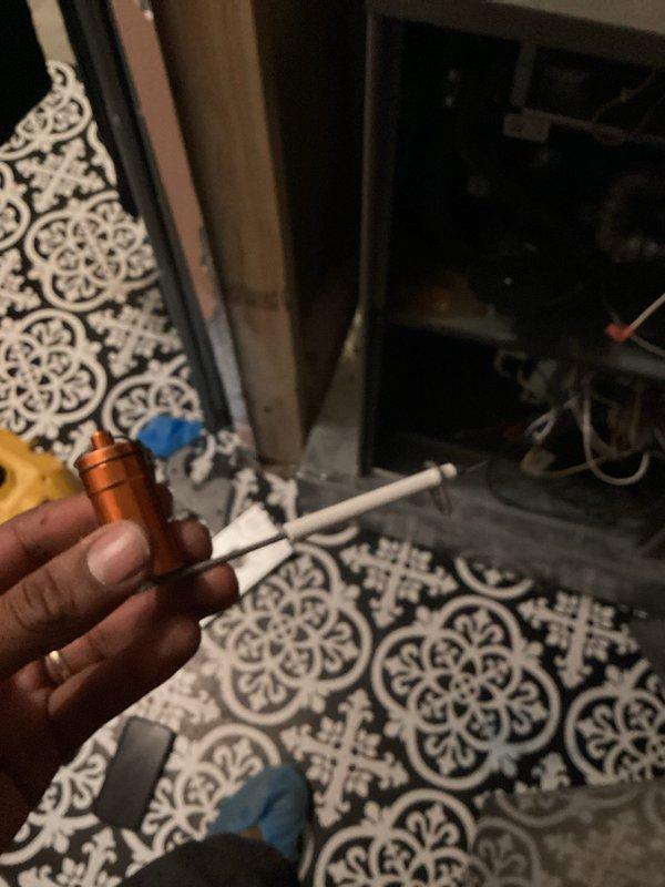 Completed Platinum Level maintenance on 2-year-old HVAC system. Replaced KOCH air filter and inspected copper refrigerant components. System is functioning properly with no issues detected.