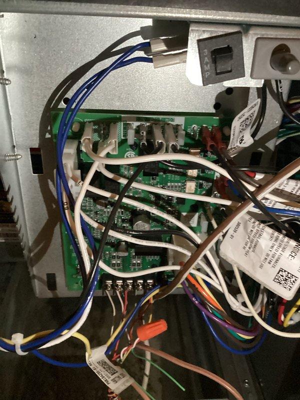 Performed annual HVAC maintenance on system installed 8/22/25. Inspected control panel electronics and wiring connections, verifying proper circuit board functionality and secure wire terminations. Confirmed system level and alignment using precision measuring tools to ensure optimal operation.