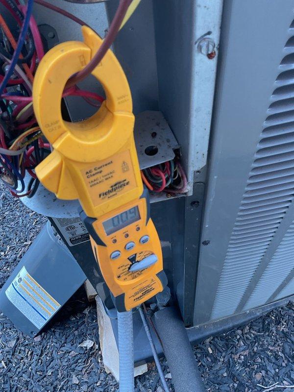 Conducted platinum level maintenance on a 2-year-old system experiencing intermittent short cycling. Performed comprehensive diagnostics including electrical testing with clamp meter on the outdoor condenser unit, and replaced 20x20x2 filter as part of first annual service visit. System is now operating within normal parameters with no short cycling observed.