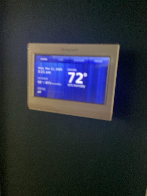 Diagnosed no-heat condition on 15+ year old HVAC system. Performed comprehensive inspection of aging equipment, including thermostat functionality check and outdoor unit assessment. Recommended replacement due to system age and wear patterns observed on condenser components.