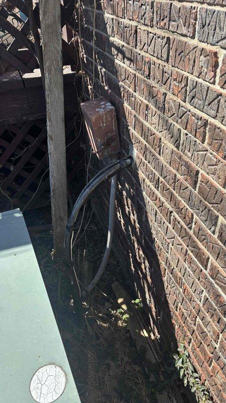 Conducted comprehensive assessment of residential HVAC system for potential replacement, documenting existing equipment condition including deteriorated exterior condenser unit and aging furnace components. Evaluation included inspection of current ductwork configuration and utility connections to determine optimal replacement options, with recommendation for complete system upgrade under the Free Furnace with AC promotional offering.