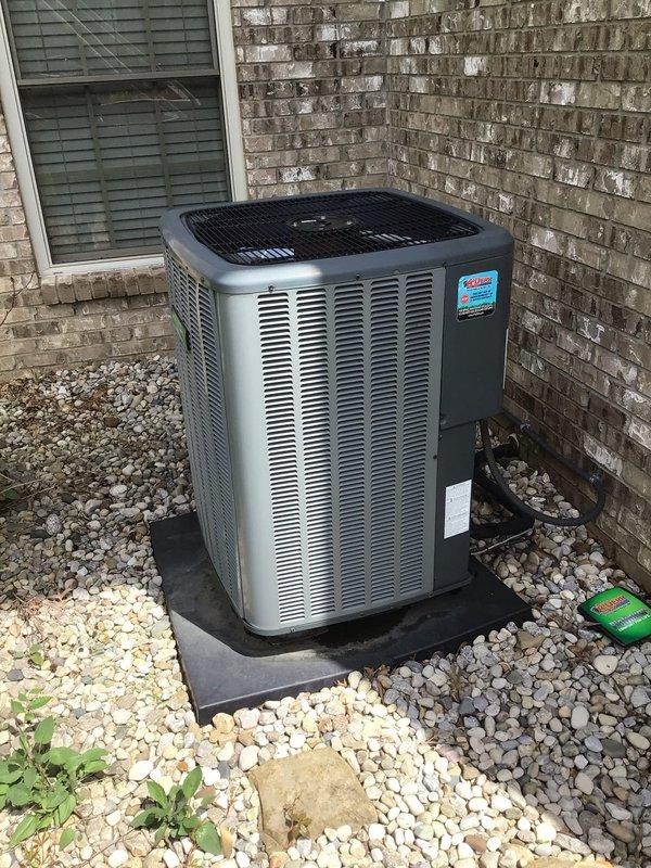 Completed platinum level annual maintenance on a single Goodman GSX140481B residential air conditioning system. Performed comprehensive inspection of outdoor condensing unit, verified proper operation of all components, and replaced 20x25x5 air filter as part of scheduled preventive maintenance program. Unit found in good operating condition with proper clearance and installation on vibration dampening pad.