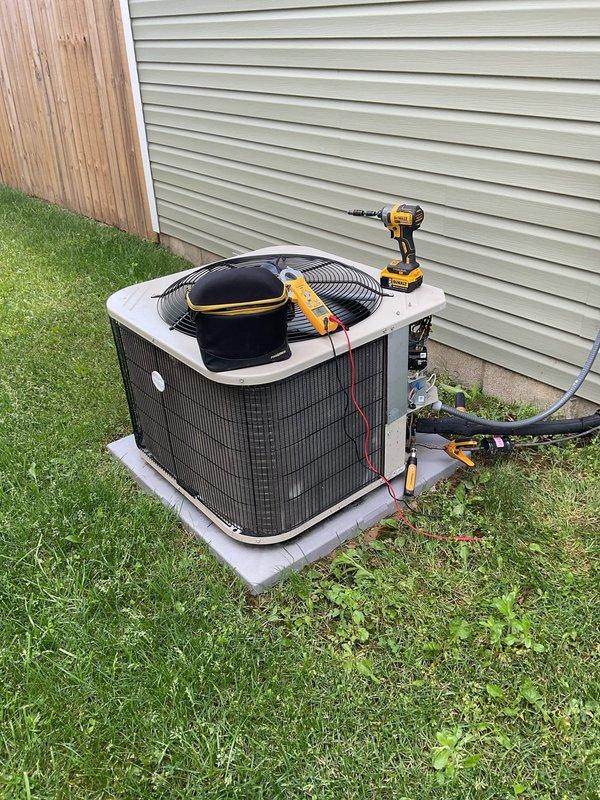 Completed routine air conditioning maintenance and tune-up on outdoor condenser unit. Performed comprehensive system inspection, verified refrigerant charge levels using manifold gauges, checked electrical connections, and tested operational parameters. Unit operating properly with no issues identified. All manufacturer specifications confirmed on brand new 2024 system. Maintenance completed as scheduled preventive service.