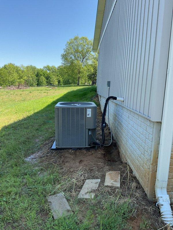 Completed planned preventive maintenance on residential Lennox air conditioning system. Performed comprehensive AC tune-up including inspection of condenser unit, refrigerant lines, electrical connections, and operational testing to ensure proper system performance for the cooling season.