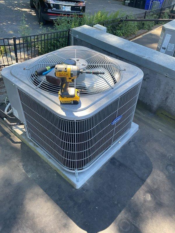 Responded to no cooling complaint on 25-year-old residential air conditioning system with airflow present but inadequate cooling capacity. Performed diagnostic evaluation of rooftop-mounted condenser unit and associated components. Inspected outdoor condensing unit including compressor operation, refrigerant pressures, electrical connections, and heat exchange surfaces. Evaluated indoor airflow delivery and system performance parameters to determine root cause of cooling failure on aging equipment.
