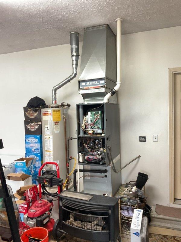 Completed Platinum Level maintenance on an 8-year-old HVAC system during the second annual visit. Replaced 16x25x4 air filter and polarized pad, inspected and tested all internal components including control board, blower motor assembly, and electrical connections. All system components operating within normal parameters; customer due for service agreement renewal.