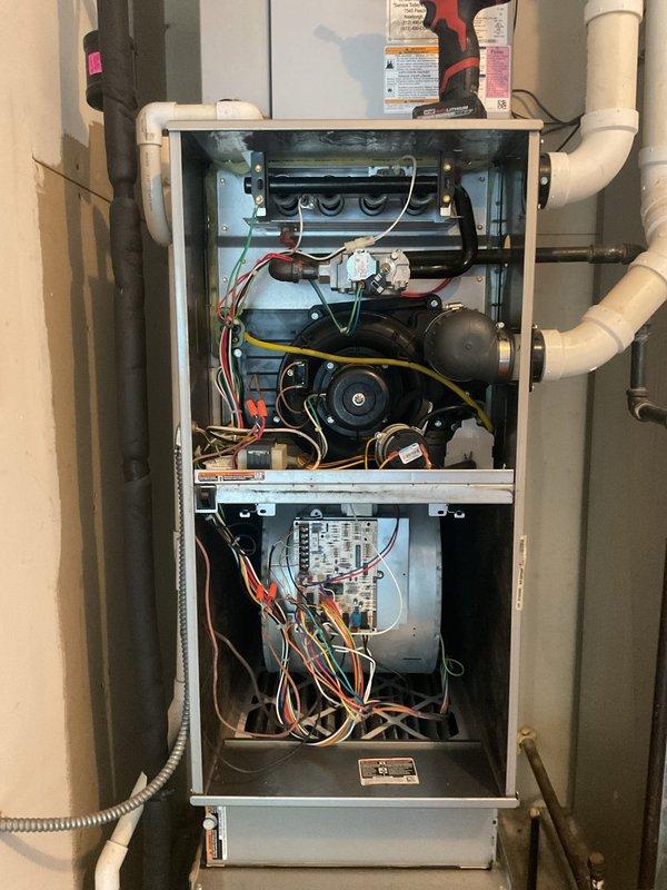 Completed annual Gold Level planned maintenance on 9-year-old single system HVAC unit. Performed comprehensive inspection of indoor furnace unit and outdoor condensing unit, including examination of burner assemblies, ignition components, blower motor assembly, control board, electrical connections, and refrigerant lines. Inspected capacitor and associated wiring in outdoor unit, noting all electrical connections and component condition. Replaced 16x25x5 air filter as part of routine maintenance protocol. All systems inspected, components verified operational, and unit returned to service in proper working condition for first annual visit.