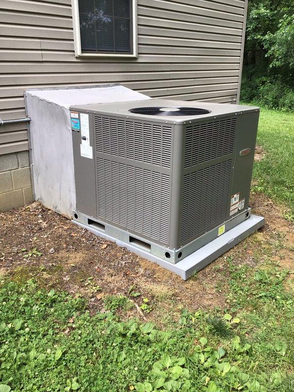 Completed Platinum Level maintenance on a 2-year-old Lennox packaged HVAC unit. Performed comprehensive system inspection, replaced 16x20x1 air filter, verified thermostat operation showing 68°F setpoint in cooling mode, and confirmed all equipment functioning properly with no issues identified.