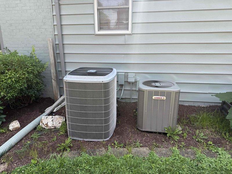 Completed planned duo maintenance on residential HVAC system consisting of exterior Lennox condenser unit and Goodman air handler located in interior utility closet. Performed comprehensive tune-up inspections on both air conditioning components, verifying operational status of equipment, checking refrigerant levels, inspecting electrical connections and conduit, and evaluating ductwork insulation condition. System operational upon completion of maintenance service.