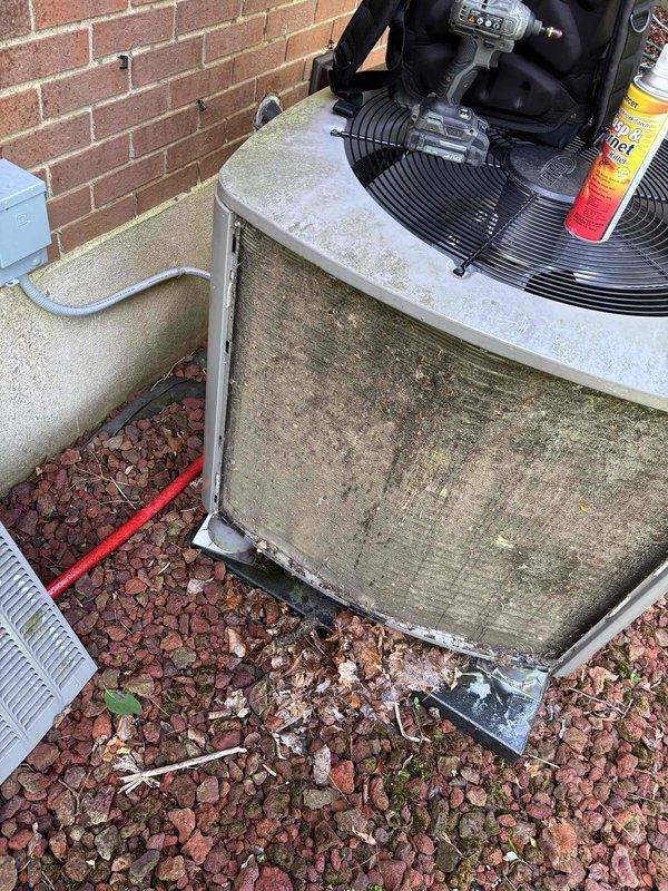 # HVAC Maintenance Service Completed

Performed planned maintenance visit on a 3-year-old single-system residential HVAC unit. Conducted comprehensive system inspection including electrical current measurements showing 72.9 amp draw on the outdoor condensing unit. Serviced condenser fan motor assembly with appropriate lubrication and performed routine maintenance procedures on the outdoor unit. System operational and running within normal parameters upon completion.