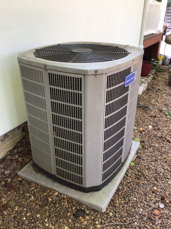 Completed first annual Platinum Level maintenance on a 2-year-old HVAC system. Inspected outdoor condenser unit and verified proper operation, replaced 20x25x5 air filter, and confirmed thermostat functionality with system heating to 73°F setpoint.