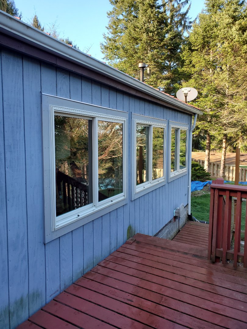 Toledo, OR - We did 13 window installation in this beautiful home.
Toledo, OR - We did 13 window installation in this beautiful home.