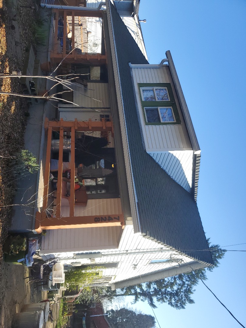 Portland, OR - We installed some windows for customer in portland with our awesome crew. Portland, OR - We installed some windows for customer in portland with our awesome crew.