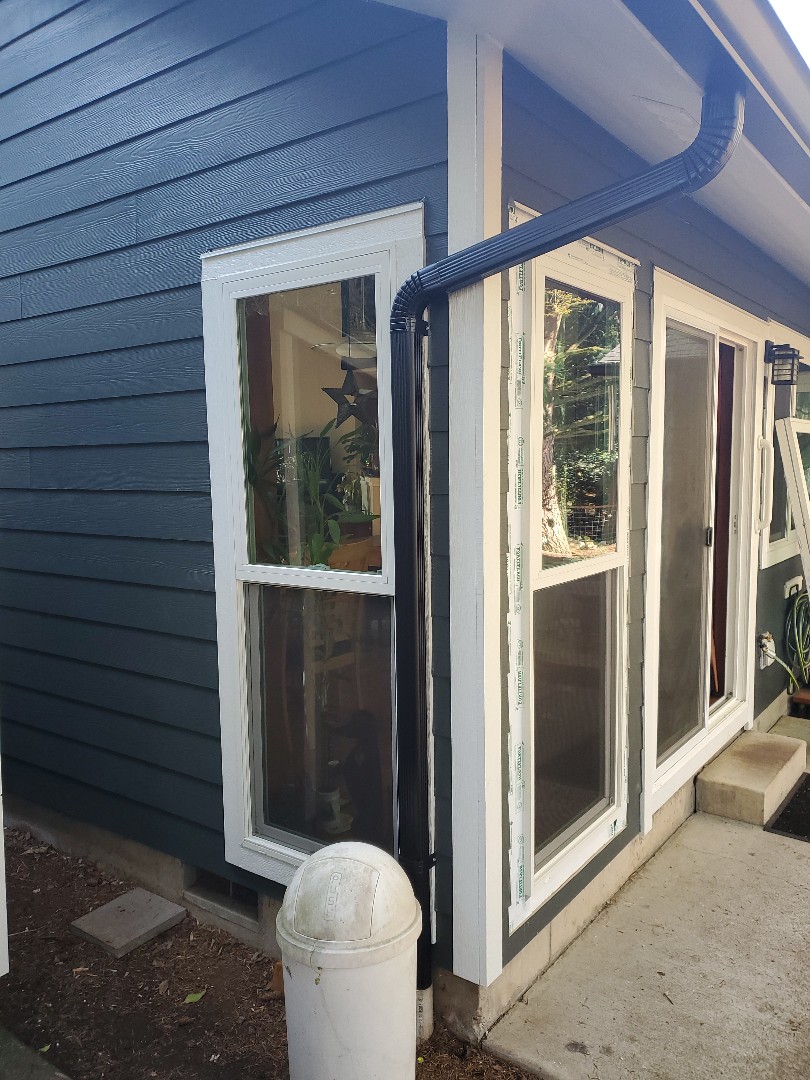 Eugene, OR - Changed a windows for customer that was damaged Eugene, OR - Changed a windows for customer that was damaged