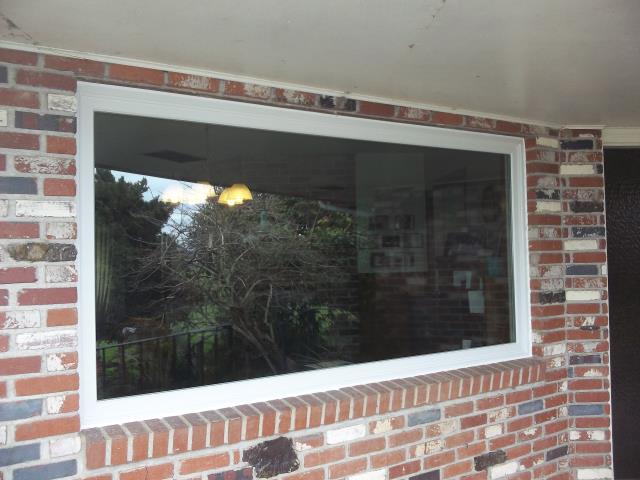 Yamhill, OR - Large picture windows installed. Yamhill, OR - Large picture windows installed.