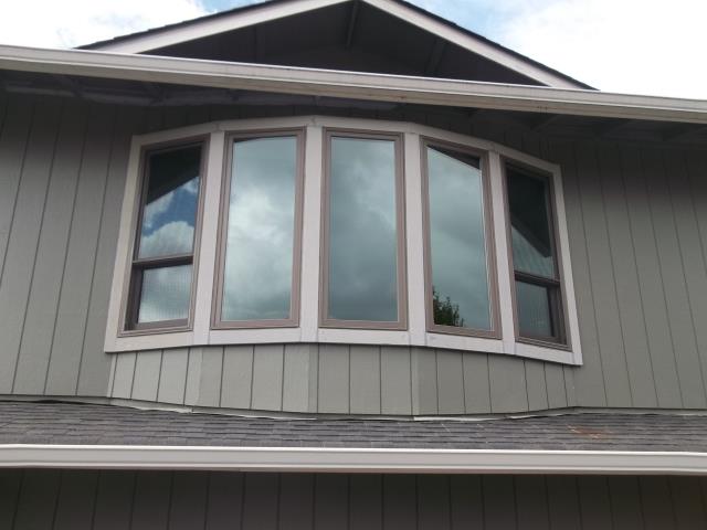 Springfield, OR - 10 windows total. Replacing windows in 2 bow configurations on front of house. There is currently brick under the living room bow. Springfield, OR - 10 windows total. Replacing windows in 2 bow configurations on front of house. There is currently brick under the living room bow.