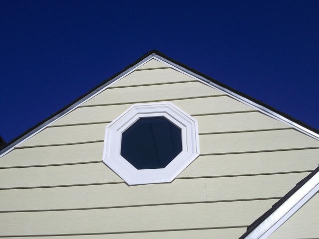 Springfield, OR - 12 retros, 2 men 3 days. There are about equal amounts between the main floor and second floor. Springfield, OR - 12 retros, 2 men 3 days. There are about equal amounts between the main floor and second floor.