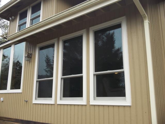 Corvallis, OR - Replacing 15 aluminum windows. Installing 15 canvas windows with canvas hardware, SmartSun glass, TruScene screens. Corvallis, OR - Replacing 15 aluminum windows. Installing 15 canvas windows with canvas hardware, SmartSun glass, TruScene screens.