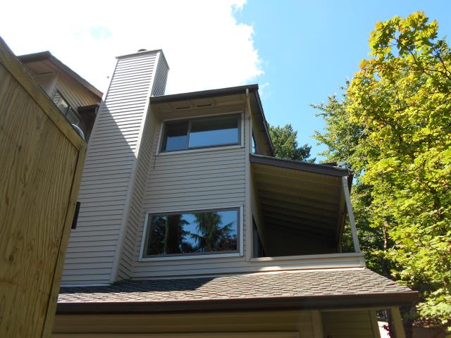 Lake Oswego, OR - 8 windows installed all windows will have stone hardware. Lake Oswego, OR - 8 windows installed all windows will have stone hardware.