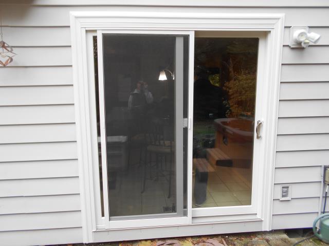 Aloha, OR - Our professional installers replaced a patio door for this house! Aloha, OR - Our professional installers replaced a patio door for this house!