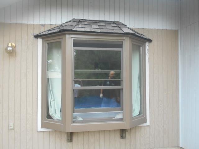 Aloha, OR - We updated this home from their 11 aluminum windows and 2 patio doors with Renewal By Andersen Fibrex windows and patio doors along with a specialty bay window! Aloha, OR - We updated this home from their 11 aluminum windows and 2 patio doors with Renewal By Andersen Fibrex windows and patio doors along with a specialty bay window!