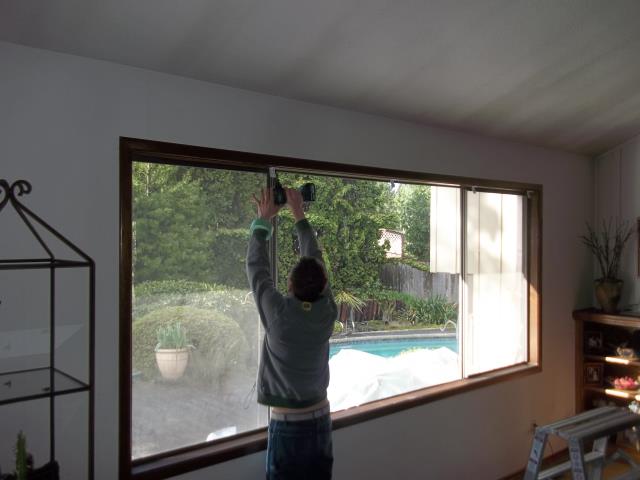 Aloha, OR - Our professional installers worked hard on replacing 3 windows and a patio door for this Beaverton Home! Aloha, OR - Our professional installers worked hard on replacing 3 windows and a patio door for this Beaverton Home!