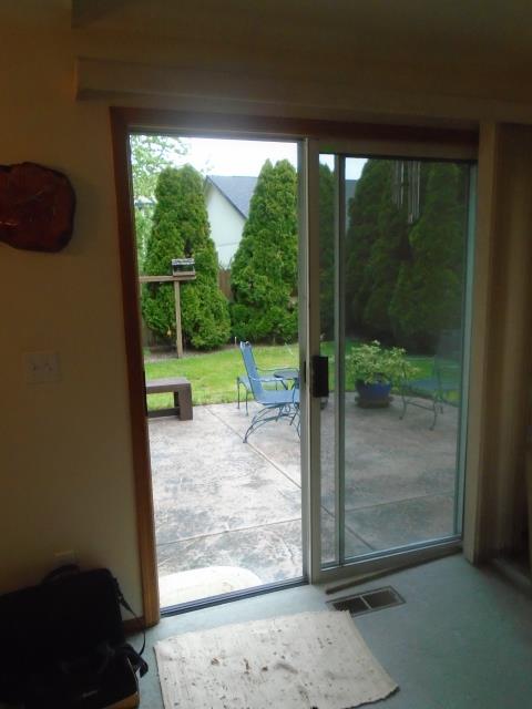 Aloha, OR - WOW look at this lovely sliding glass door we replaced in this home! Aloha, OR - WOW look at this lovely sliding glass door we replaced in this home!
