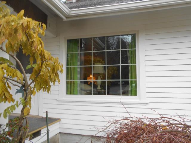 Gresham, OR - We put in the works for this 21 replacement window project with new Andersen double hung and picture windows using our Fibrex materials! Gresham, OR - We put in the works for this 21 replacement window project with new Andersen double hung and picture windows using our Fibrex materials!