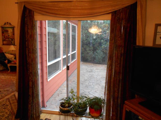Lake Oswego, OR - We installed 1 patio door and a custom window for this lovely home! Lake Oswego, OR - We installed 1 patio door and a custom window for this lovely home!