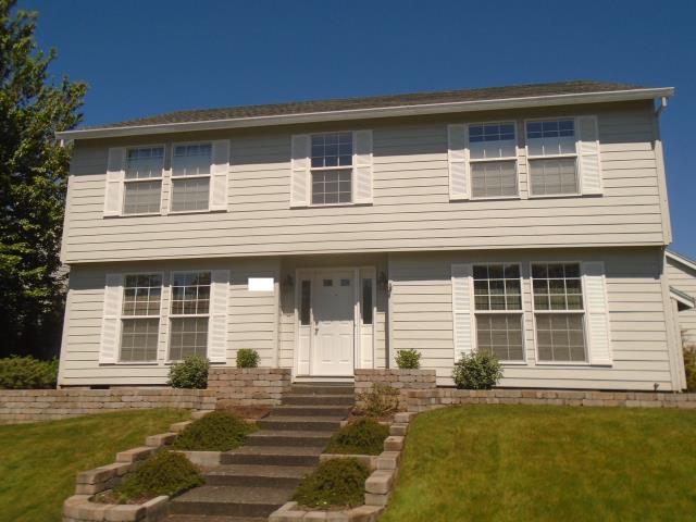 Warren, OR - Our professional installation team worked hard to replace 13 windows and 2 patio doors on this beautiful Warren Home! Warren, OR - Our professional installation team worked hard to replace 13 windows and 2 patio doors on this beautiful Warren Home!