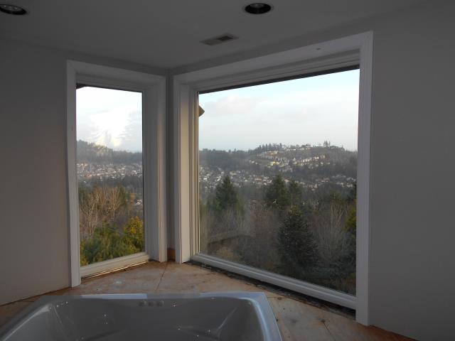 Happy Valley, OR - Our professional install team only took a day and a half to fully complete this 9 window replacement project. Happy Valley, OR - Our professional install team only took a day and a half to fully complete this 9 window replacement project.