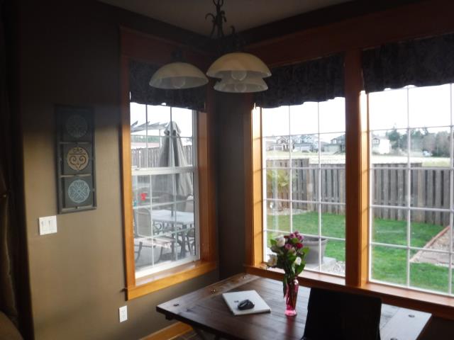 Damascus, OR - Our installers did great work for this Damascus home replacing their 28 windows and 1 patio door! Damascus, OR - Our installers did great work for this Damascus home replacing their 28 windows and 1 patio door!