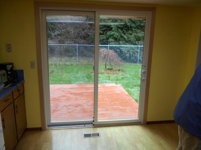 Scotts Mills, OR - Our professional installers replaced a patio door and customized window for this lovely house! Scotts Mills, OR - Our professional installers replaced a patio door and customized window for this lovely house!