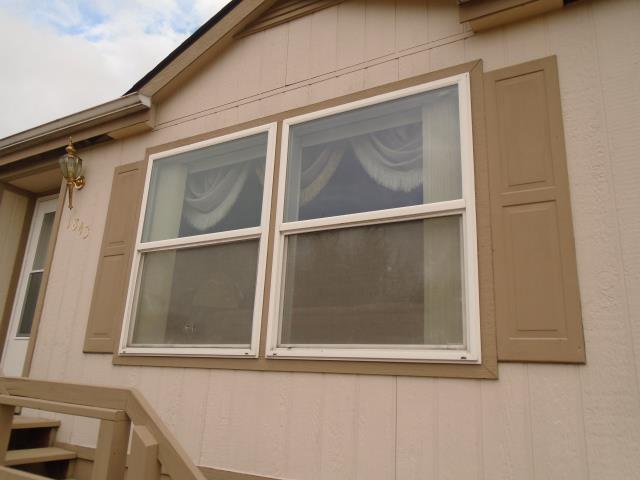 Woodland, WA - Our install team put in 10 Window replacement for this home! Woodland, WA - Our install team put in 10 Window replacement for this home!