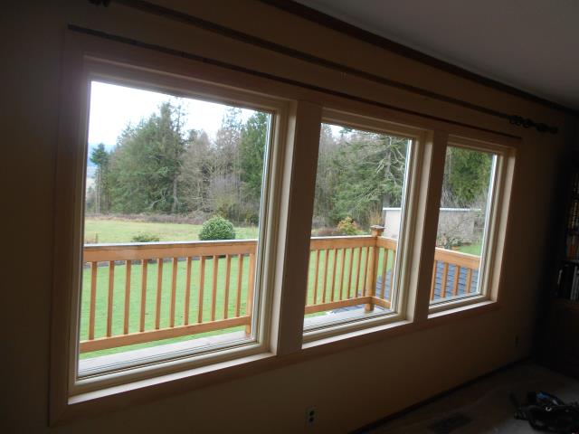 Longview, WA - We installed 8 replacement windows and 1 patio door for this lavish Longview home! Longview, WA - We installed 8 replacement windows and 1 patio door for this lavish Longview home!
